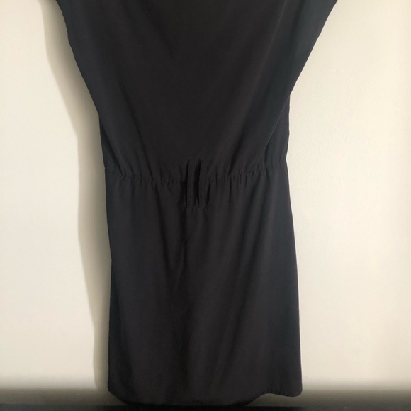 Black mini-dress - Picture 4 of 5